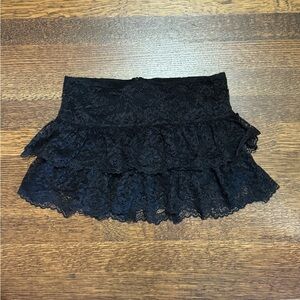 Edikted black ruffle sheer lace low rise mini skirt size extra small